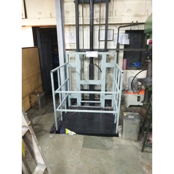 Hydraulic Goods Lift Manufacturers in India